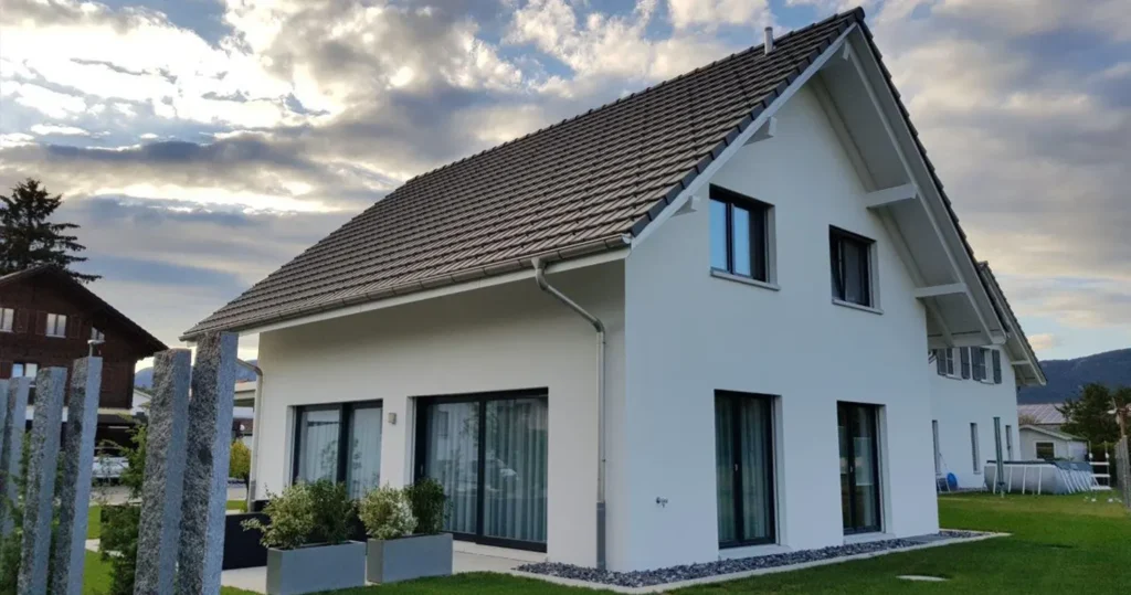Fassadenanstrich Einfamilienhaus in Solothurn – Fassade streichen & schützen